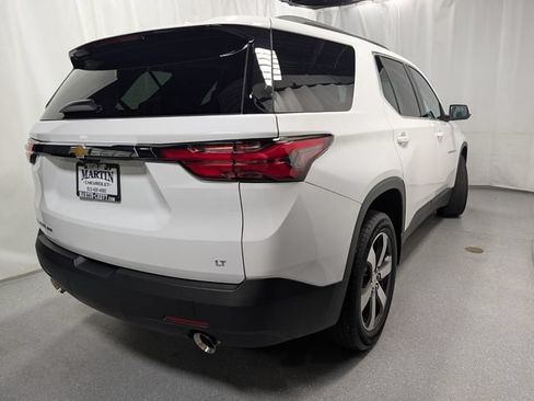 Certified 2023 Chevrolet Traverse LT w/ LT Premium Package AWD/4WD image 3
