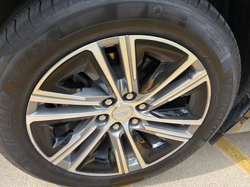 Used 2024 Cadillac Lyriq Luxury AWD/4WD image 11