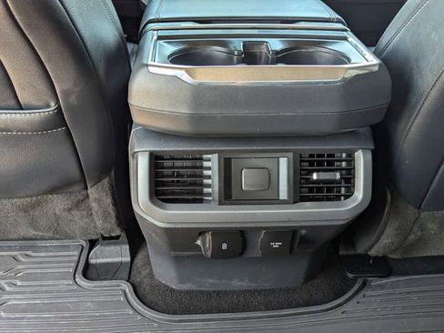 Used 2022 Ford F150 Lariat w/ Max Trailer Tow Package image 19