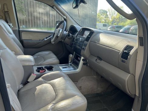 Used 2008 Nissan Pathfinder S AWD/4WD image 9