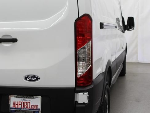 New 2026 Ford Transit 150 Low Roof w/ Load Area Protection Package RWD image 7