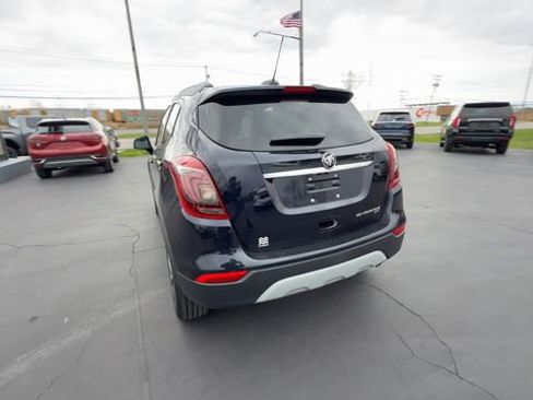 Used 2022 Buick Encore Preferred w/ Safety Package AWD/4WD image 7