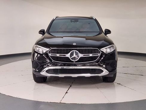 Used 2023 Mercedes-Benz GLC 300 image 9