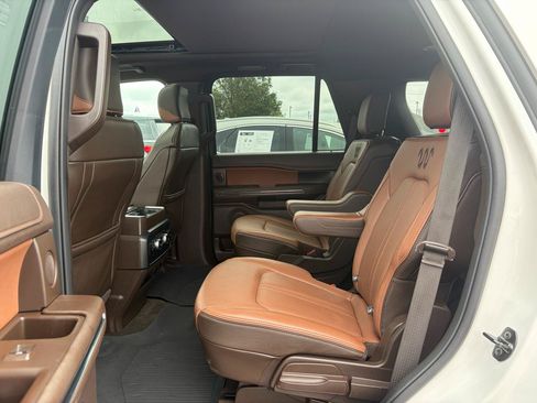 Used 2022 Ford Expedition King Ranch AWD/4WD image 9