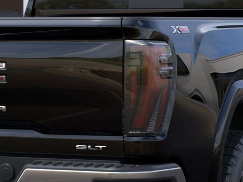 New 2026 GMC Sierra 2500 SLT w/ Texas SLT Premium Package image 11
