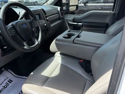Used 2020 Ford F250 XL AWD/4WD image 4