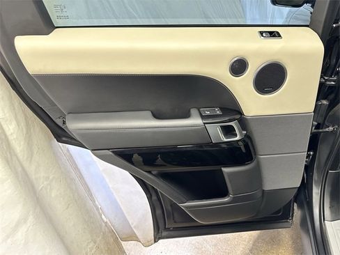Used 2021 Land Rover Range Rover Sport HST image 26