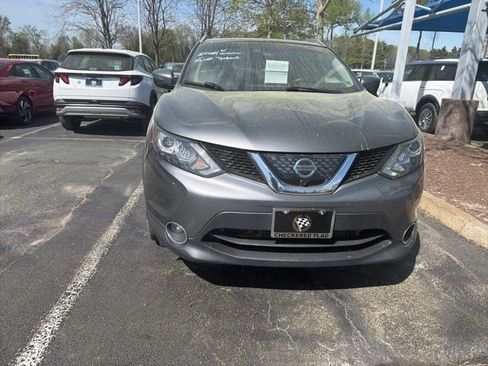 Used 2018 Nissan Rogue Sport SL w/ SL Premium Package image 5