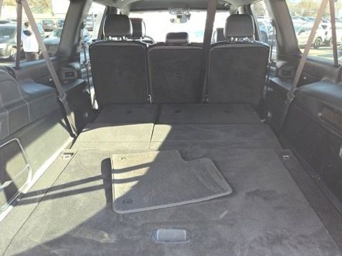 Used 2024 Jeep Wagoneer L Series II w/ Flexible Seating Group image 27