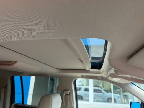 Used 2019 GMC Yukon XL Denali w/ Denali Ultimate Package AWD/4WD image 6