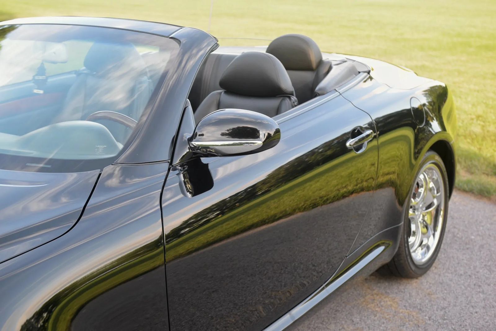 Used 2002 Lexus SC 430 Convertible RWD image 24