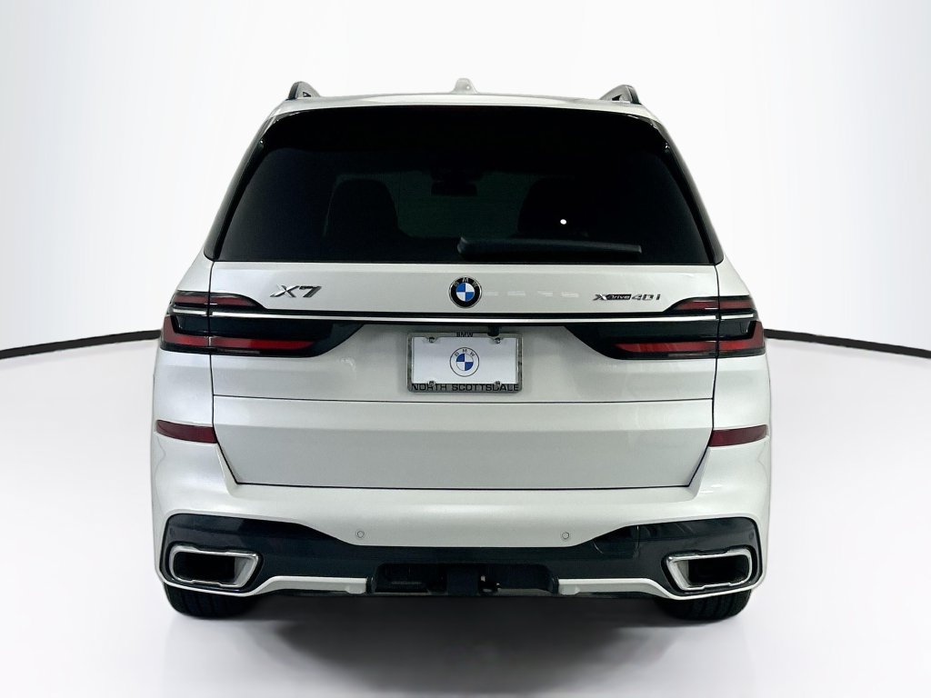 Certified 2025 BMW X7 xDrive40i w/ M Sport Package AWD/4WD image 6