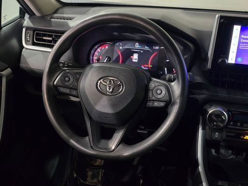 Used 2024 Toyota RAV4 XLE image 32