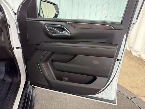 Used 2023 Chevrolet Tahoe 4WD w/ 1FL Safety Package image 20