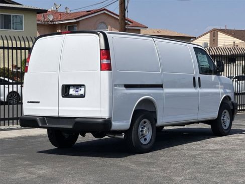 New 2026 Chevrolet Express 2500 w/ Driver Convenience Package RWD image 5