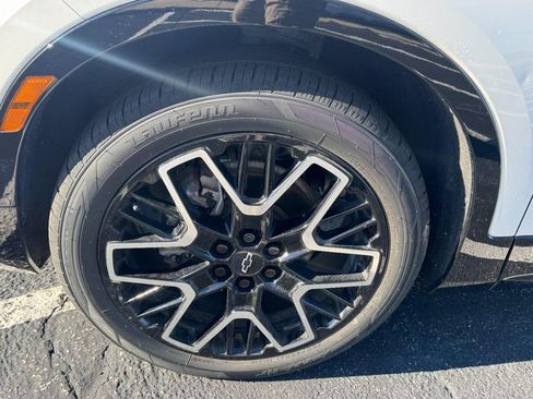 Used 2024 Chevrolet Blazer RS w/ Driver Confidence II Package image 7