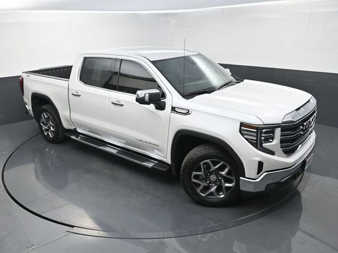 Used 2024 GMC Sierra 1500 SLT image 35