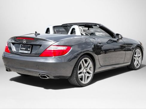 Used 2014 Mercedes-Benz SLK 350 image 6