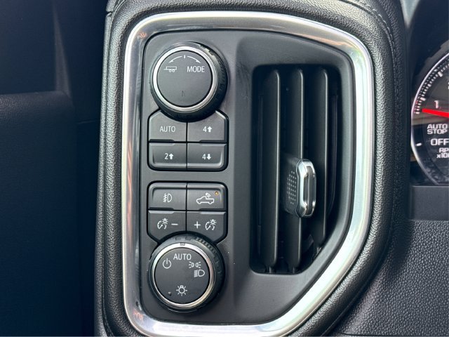 Used 2020 Chevrolet Silverado 1500 LT Trail Boss w/ Bed Protection Package AWD/4WD image 19
