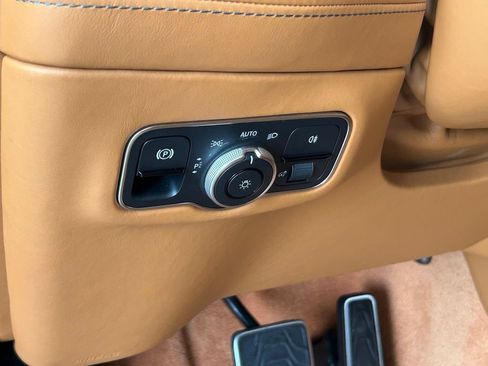 Used 2024 Aston Martin DBX 707 AWD/4WD image 34