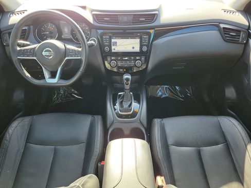 Used 2017 Nissan Rogue Sport SL FWD image 13