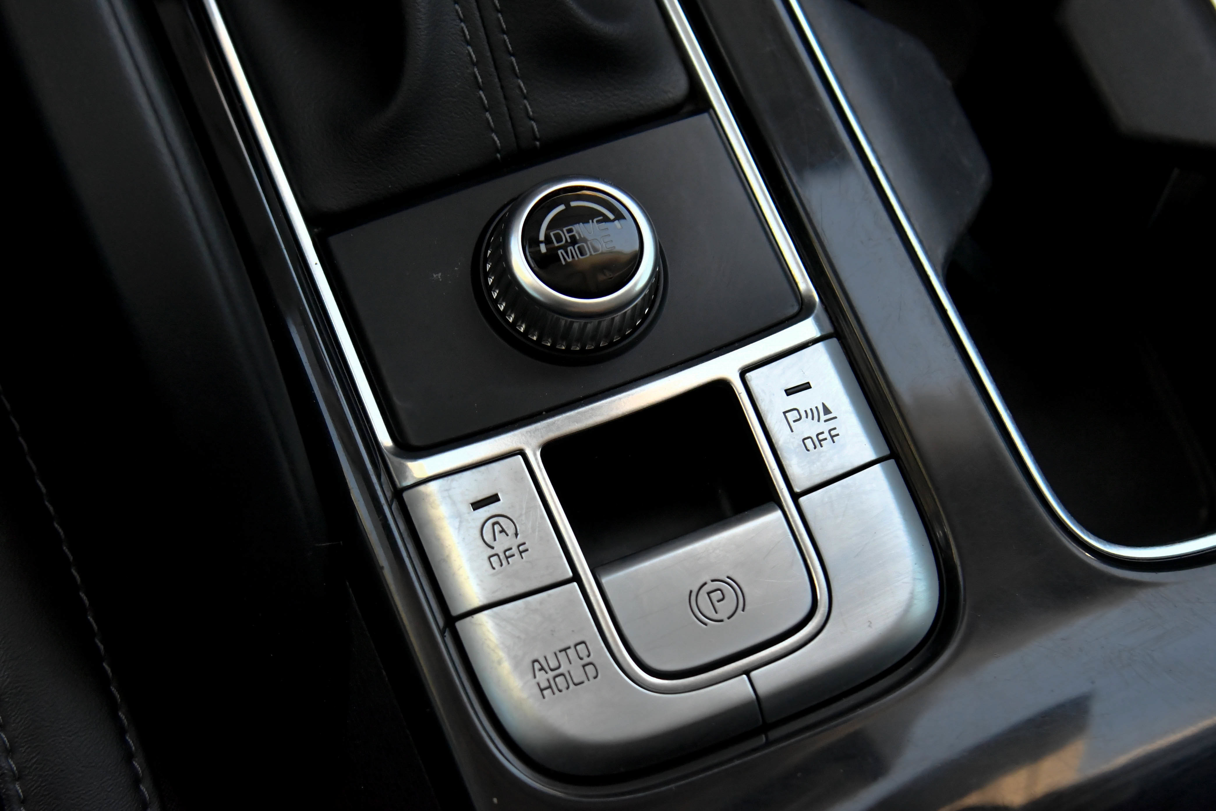 Used 2022 Kia Telluride S FWD image 30