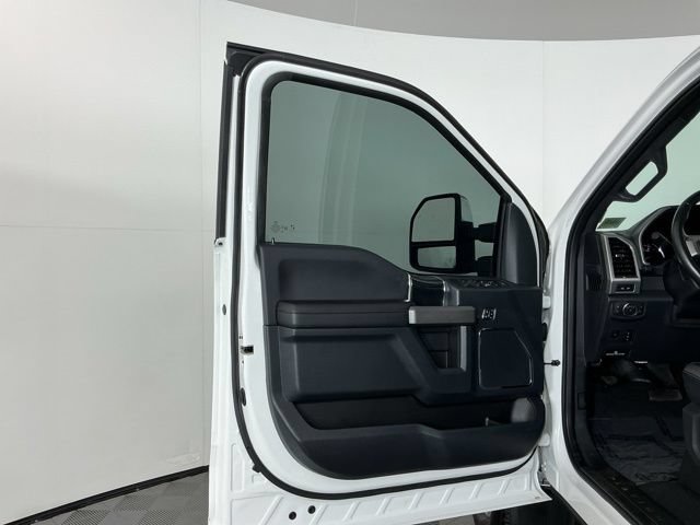 Used 2022 Ford F350 Platinum AWD/4WD image 18