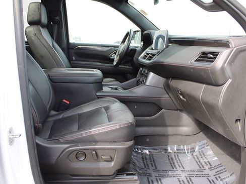 Used 2021 Chevrolet Suburban RST image 20