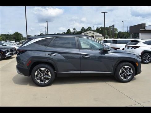 Used 2025 Hyundai Tucson SEL image 2