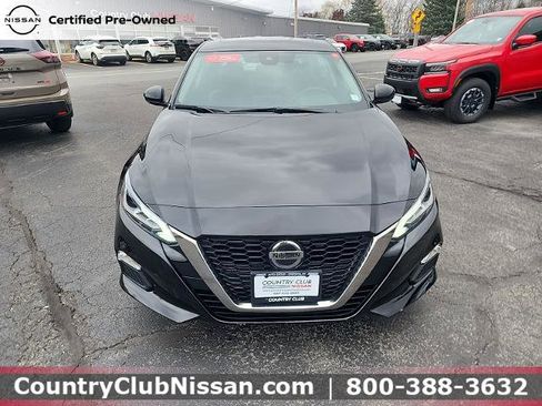 Certified 2022 Nissan Altima 2.0 SR image 3