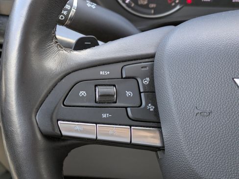 Certified 2023 Cadillac XT4 Premium Luxury w/ LPO, Onyx Lite Package image 21