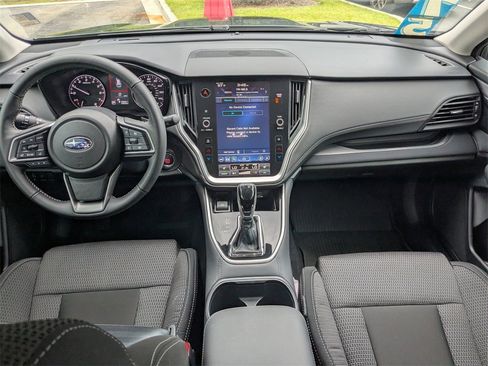 Used 2025 Subaru Outback Premium image 11