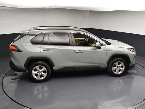 Used 2020 Toyota RAV4 XLE FWD image 46