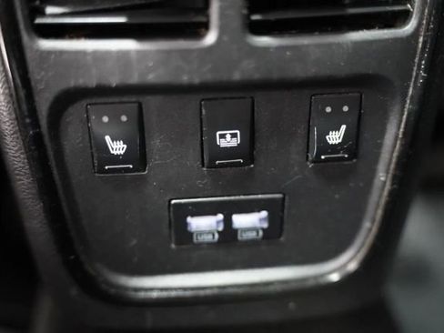 Used 2022 Chrysler 300 S w/ Comfort Group RWD image 38