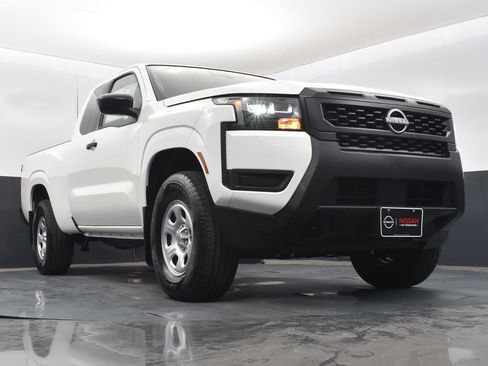 New 2026 Nissan Frontier S image 33