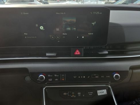 New 2026 Kia Carnival EX image 40