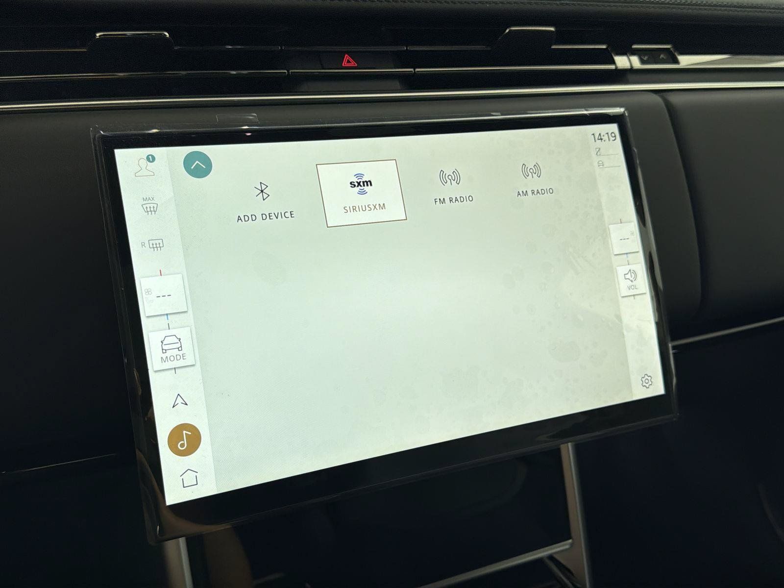New 2026 Land Rover Range Rover Long Wheelbase SE AWD/4WD image 18