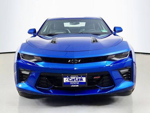 Used 2018 Chevrolet Camaro SS image 2