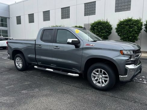 Used 2019 Chevrolet Silverado 1500 LT w/ All-Star Edition AWD/4WD image 3