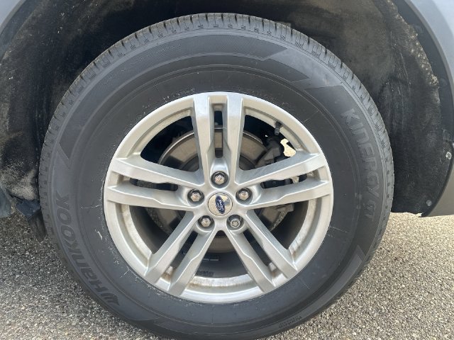 Used 2023 Ford Explorer XLT w/ Equipment Group 202A AWD/4WD image 27