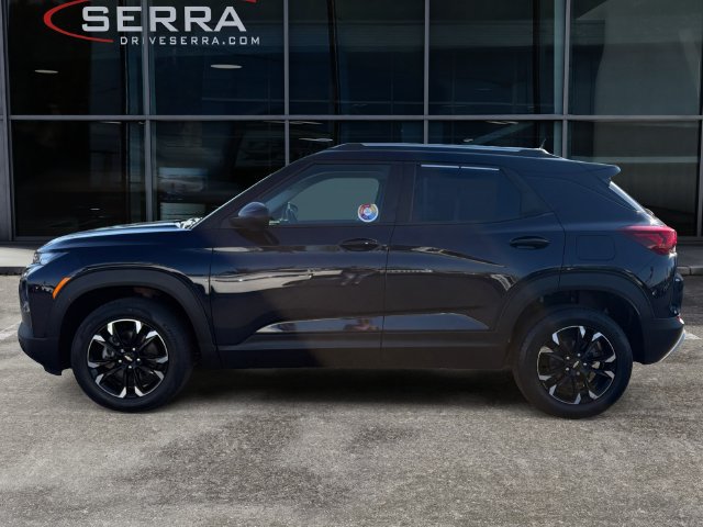 Used 2021 Chevrolet TrailBlazer LT w/ Convenience Package AWD/4WD image 2