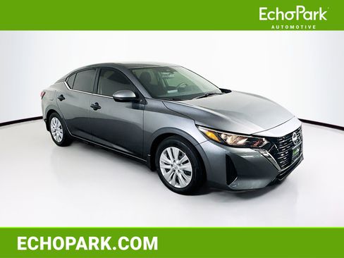 Used 2024 Nissan Sentra S image 1