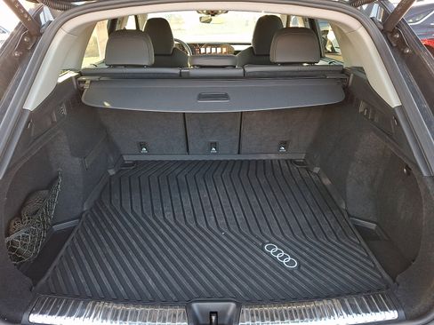 Used 2025 Audi Q5 Prestige AWD/4WD image 30