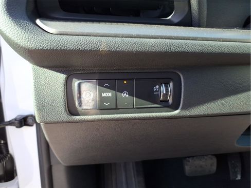 New 2026 Chevrolet Traverse LT w/ Midnight/Sport Edition image 18