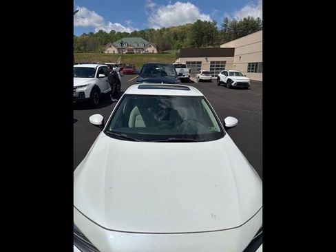Used 2023 Honda Civic EX image 15