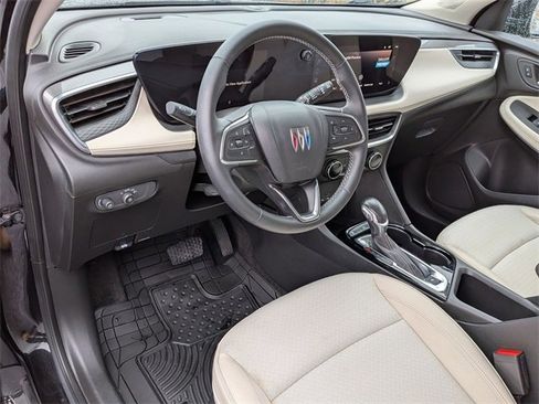 Used 2024 Buick Encore GX Preferred image 16