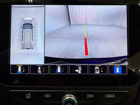 Used 2022 Chevrolet Equinox RS w/ RS Leather Package image 24