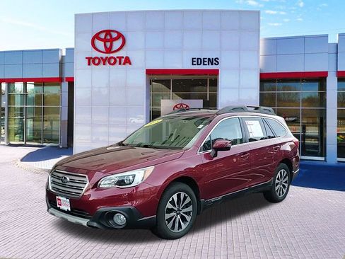 Used 2015 Subaru Outback 3.6R Limited image 11