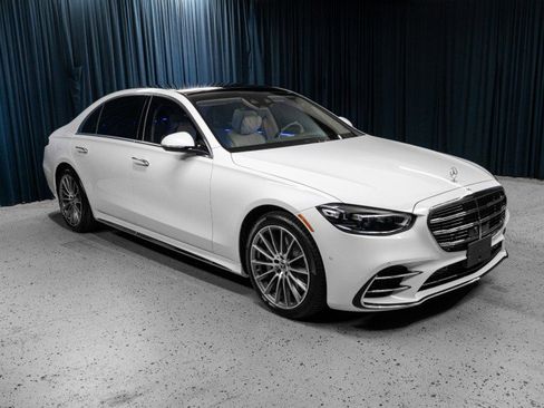 New 2026 Mercedes-Benz S 580 S 580 4MATIC&reg; Sedan image 3