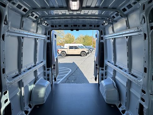 New 2026 RAM ProMaster 2500 w/ Advanced Safety Group image 8